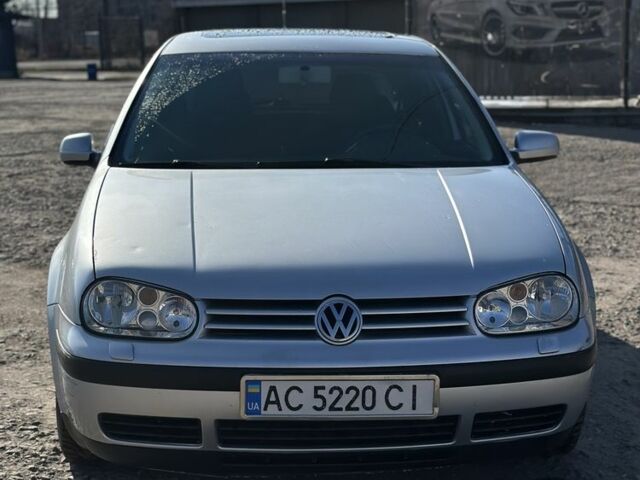 Серый Фольксваген Гольф, объемом двигателя 1.6 л и пробегом 263 тыс. км за 4000 $, фото 1 на Automoto.ua