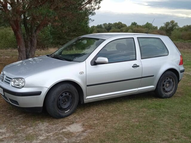 Серый Фольксваген Гольф, объемом двигателя 1.4 л и пробегом 199 тыс. км за 4150 $, фото 1 на Automoto.ua