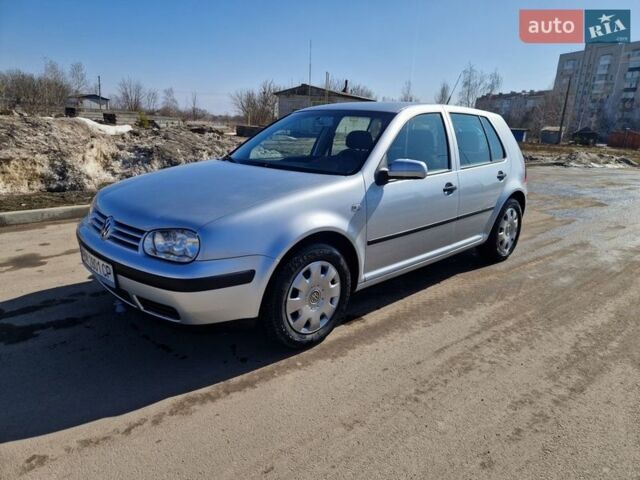 Сірий Фольксваген Гольф, об'ємом двигуна 1.39 л та пробігом 101 тис. км за 4800 $, фото 1 на Automoto.ua