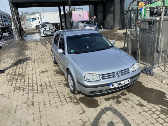 Серый Фольксваген Гольф, объемом двигателя 1.6 л и пробегом 119 тыс. км за 4800 $, фото 1 на Automoto.ua