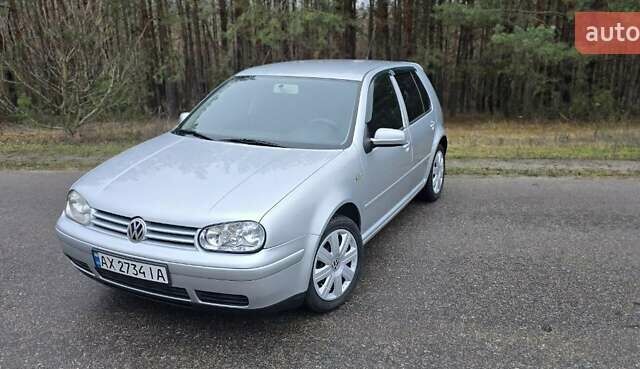 Серый Фольксваген Гольф, объемом двигателя 1.6 л и пробегом 278 тыс. км за 4200 $, фото 1 на Automoto.ua