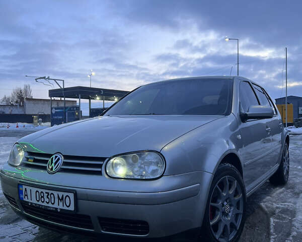 Серый Фольксваген Гольф, объемом двигателя 1.6 л и пробегом 294 тыс. км за 4600 $, фото 1 на Automoto.ua