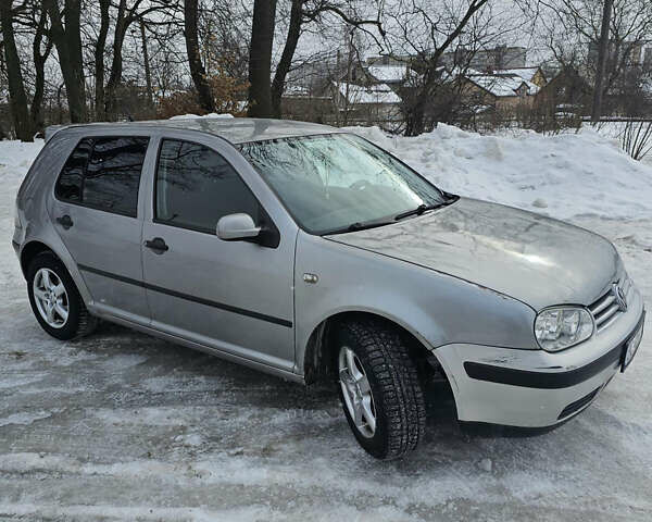 Сірий Фольксваген Гольф, об'ємом двигуна 1.39 л та пробігом 236 тис. км за 2499 $, фото 1 на Automoto.ua