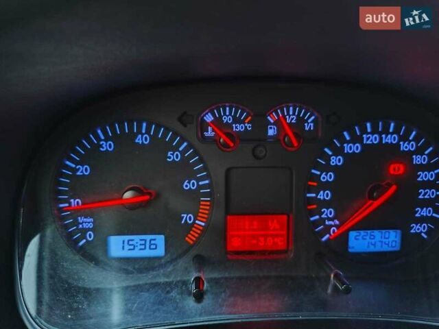 Сірий Фольксваген Гольф, об'ємом двигуна 1.6 л та пробігом 228 тис. км за 2900 $, фото 1 на Automoto.ua