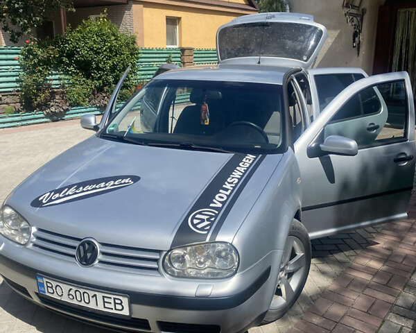 Серый Фольксваген Гольф, объемом двигателя 1.6 л и пробегом 232 тыс. км за 5500 $, фото 1 на Automoto.ua