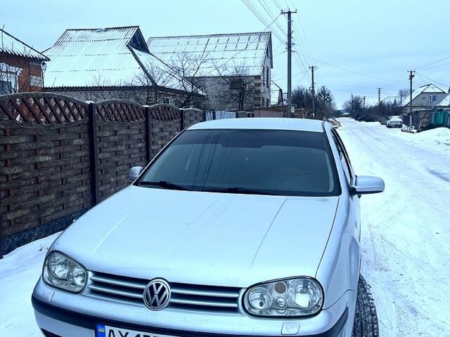 Сірий Фольксваген Гольф, об'ємом двигуна 1.6 л та пробігом 298 тис. км за 4500 $, фото 1 на Automoto.ua