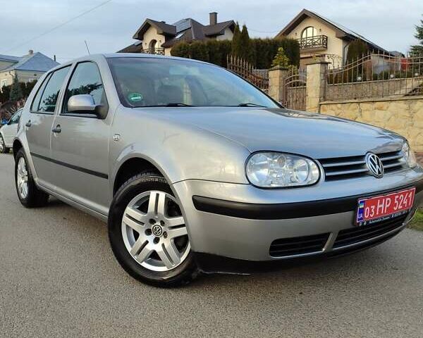 Сірий Фольксваген Гольф, об'ємом двигуна 1.39 л та пробігом 96 тис. км за 4600 $, фото 1 на Automoto.ua