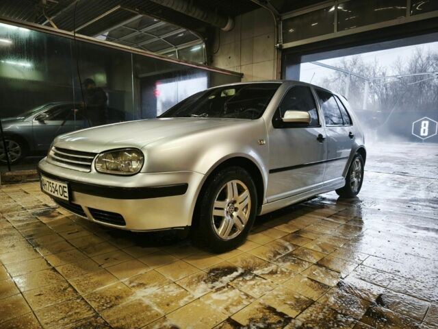 Серый Фольксваген Гольф, объемом двигателя 1.9 л и пробегом 207 тыс. км за 4400 $, фото 1 на Automoto.ua