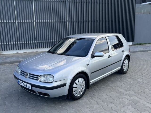 Серый Фольксваген Гольф, объемом двигателя 1.6 л и пробегом 260 тыс. км за 4150 $, фото 1 на Automoto.ua