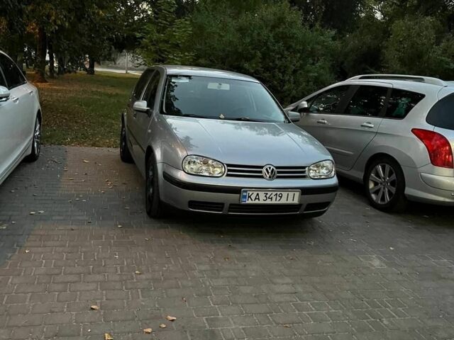 Серый Фольксваген Гольф, объемом двигателя 1.6 л и пробегом 280 тыс. км за 4350 $, фото 1 на Automoto.ua