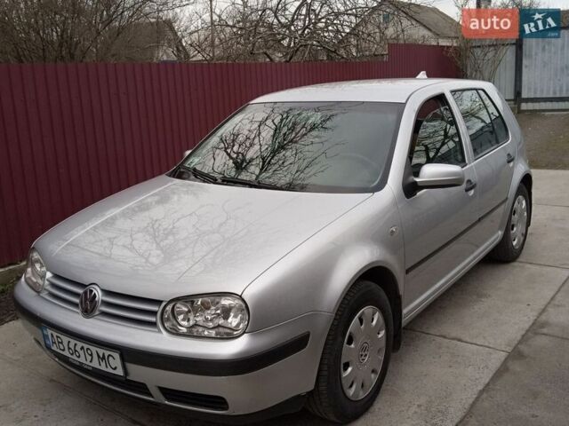Сірий Фольксваген Гольф, об'ємом двигуна 1.6 л та пробігом 334 тис. км за 4299 $, фото 1 на Automoto.ua