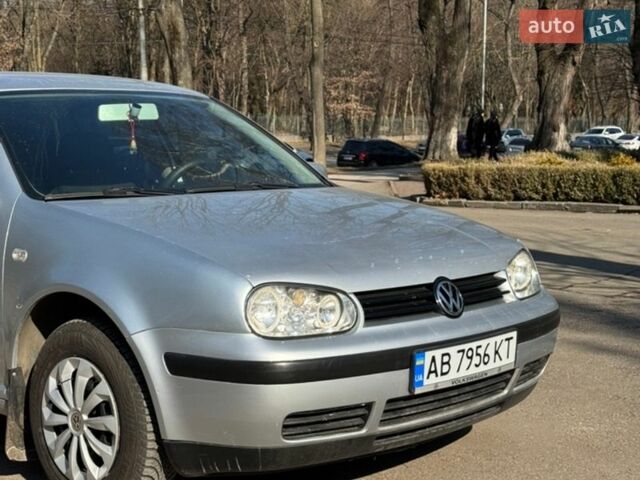 Серый Фольксваген Гольф, объемом двигателя 1.4 л и пробегом 230 тыс. км за 4200 $, фото 1 на Automoto.ua