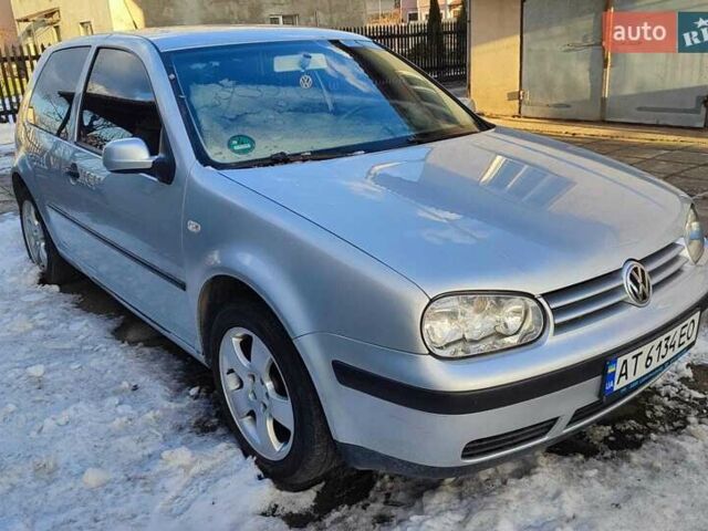 Серый Фольксваген Гольф, объемом двигателя 1.6 л и пробегом 217 тыс. км за 4200 $, фото 1 на Automoto.ua