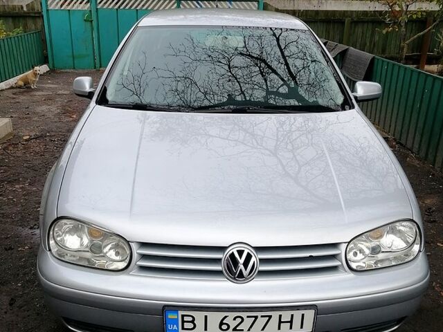 Сірий Фольксваген Гольф, об'ємом двигуна 1.6 л та пробігом 238 тис. км за 4020 $, фото 1 на Automoto.ua