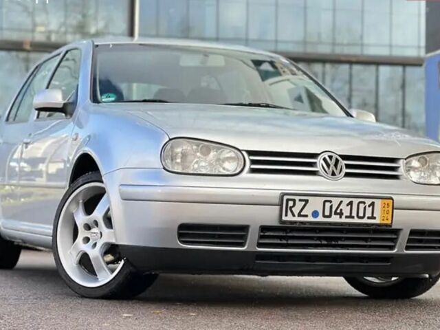 Серый Фольксваген Гольф, объемом двигателя 0 л и пробегом 208 тыс. км за 4000 $, фото 1 на Automoto.ua