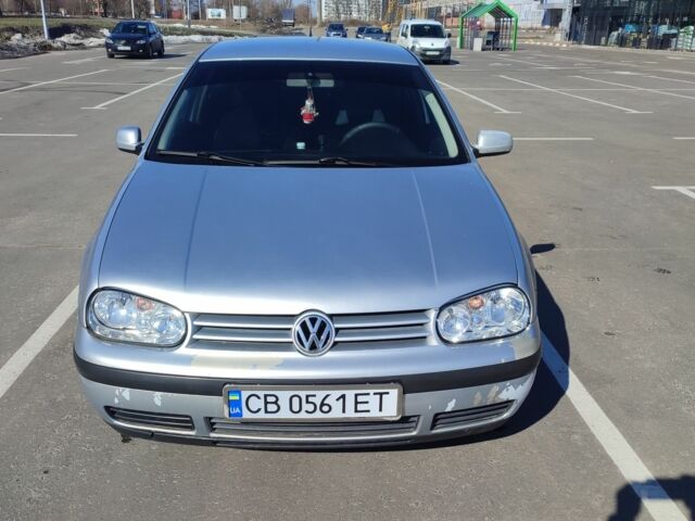 Серый Фольксваген Гольф, объемом двигателя 1.4 л и пробегом 355 тыс. км за 3200 $, фото 1 на Automoto.ua