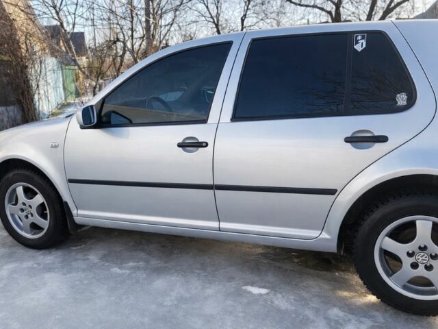 Серый Фольксваген Гольф, объемом двигателя 1.4 л и пробегом 3 тыс. км за 4000 $, фото 1 на Automoto.ua