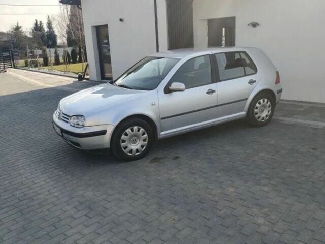 Серый Фольксваген Гольф, объемом двигателя 1.9 л и пробегом 390 тыс. км за 1950 $, фото 1 на Automoto.ua