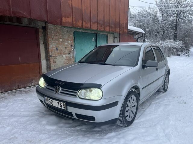 Серый Фольксваген Гольф, объемом двигателя 1.4 л и пробегом 308 тыс. км за 1700 $, фото 1 на Automoto.ua