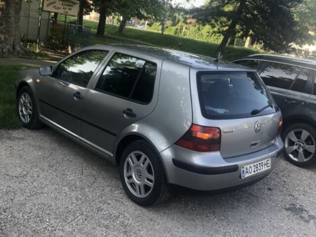 Серый Фольксваген Гольф, объемом двигателя 1.6 л и пробегом 370 тыс. км за 3850 $, фото 1 на Automoto.ua