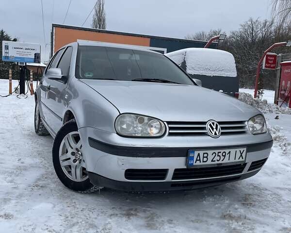 Серый Фольксваген Гольф, объемом двигателя 1.6 л и пробегом 270 тыс. км за 4200 $, фото 1 на Automoto.ua