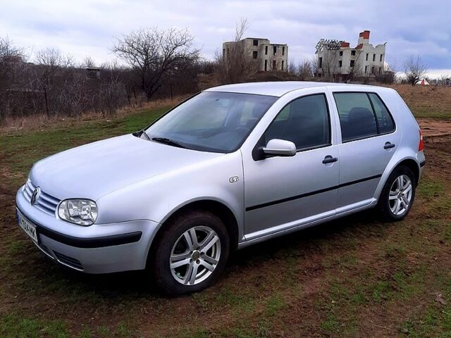 Сірий Фольксваген Гольф, об'ємом двигуна 1.4 л та пробігом 240 тис. км за 4550 $, фото 1 на Automoto.ua