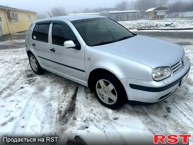 Серый Фольксваген Гольф, объемом двигателя 1.9 л и пробегом 252 тыс. км за 3900 $, фото 1 на Automoto.ua