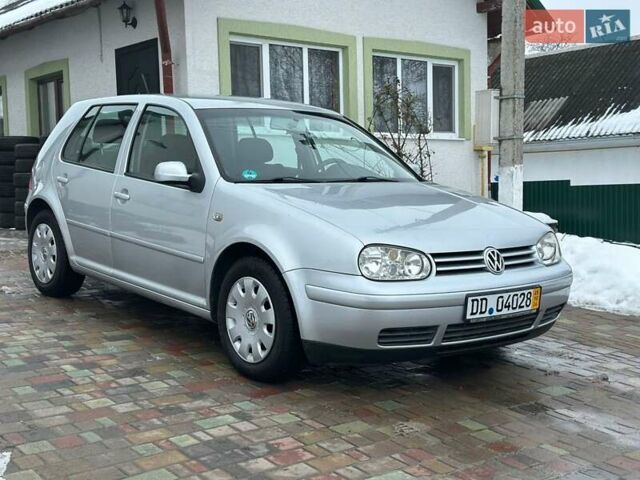 Сірий Фольксваген Гольф, об'ємом двигуна 1.6 л та пробігом 229 тис. км за 4250 $, фото 1 на Automoto.ua