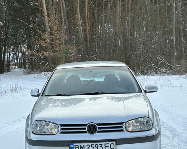 Серый Фольксваген Гольф, объемом двигателя 1.6 л и пробегом 221 тыс. км за 4500 $, фото 1 на Automoto.ua