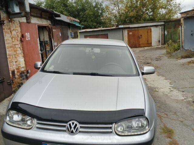 Сірий Фольксваген Гольф, об'ємом двигуна 0 л та пробігом 310 тис. км за 4000 $, фото 1 на Automoto.ua