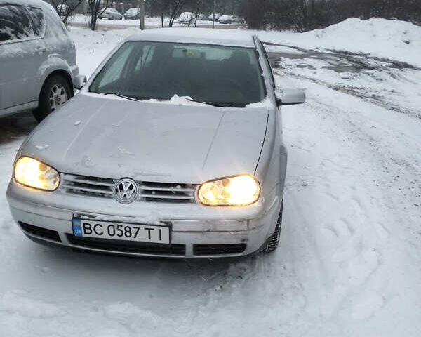 Сірий Фольксваген Гольф, об'ємом двигуна 1.78 л та пробігом 208 тис. км за 5300 $, фото 1 на Automoto.ua