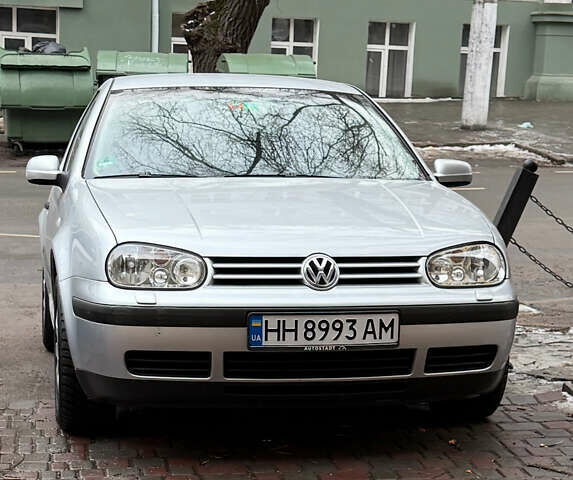 Серый Фольксваген Гольф, объемом двигателя 1.6 л и пробегом 135 тыс. км за 5500 $, фото 1 на Automoto.ua