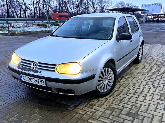 Серый Фольксваген Гольф, объемом двигателя 1.4 л и пробегом 460 тыс. км за 3300 $, фото 1 на Automoto.ua