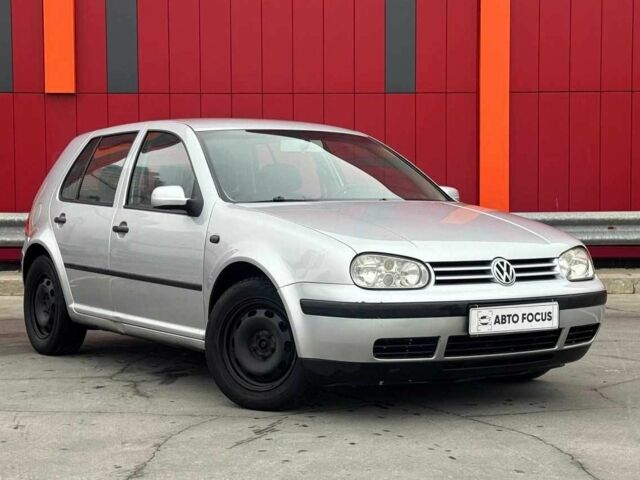 Серый Фольксваген Гольф, объемом двигателя 1.6 л и пробегом 198 тыс. км за 4990 $, фото 1 на Automoto.ua