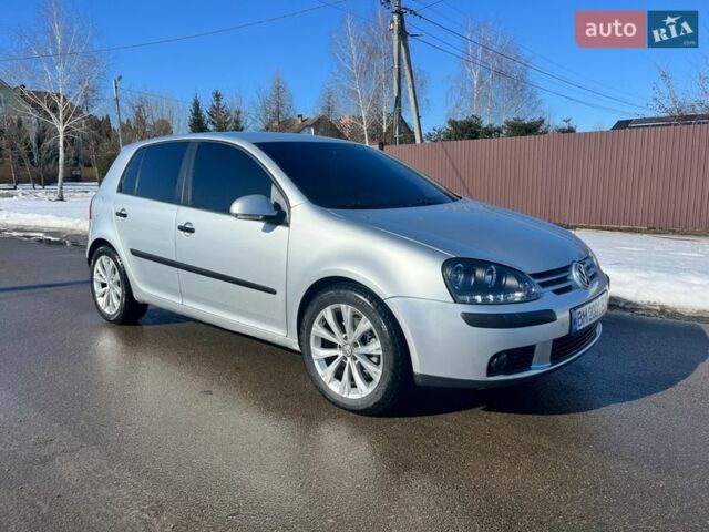 Серый Фольксваген Гольф, объемом двигателя 1.6 л и пробегом 227 тыс. км за 5400 $, фото 1 на Automoto.ua