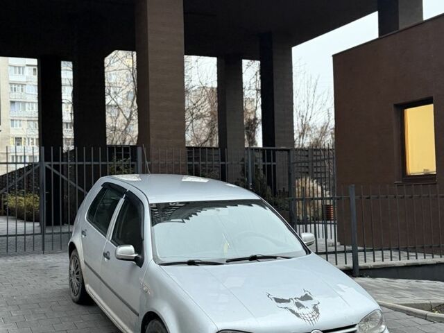 Серый Фольксваген Гольф, объемом двигателя 0 л и пробегом 260 тыс. км за 2000 $, фото 1 на Automoto.ua