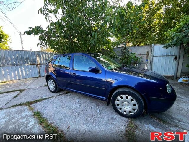 Серый Фольксваген Гольф, объемом двигателя 1.4 л и пробегом 260 тыс. км за 4700 $, фото 1 на Automoto.ua