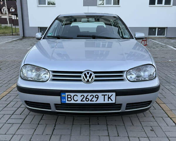 Серый Фольксваген Гольф, объемом двигателя 1.4 л и пробегом 269 тыс. км за 4400 $, фото 1 на Automoto.ua