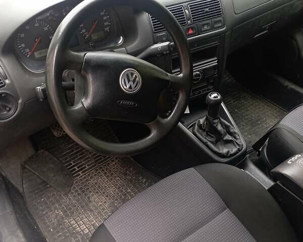 Серый Фольксваген Гольф, объемом двигателя 0 л и пробегом 320 тыс. км за 4500 $, фото 1 на Automoto.ua