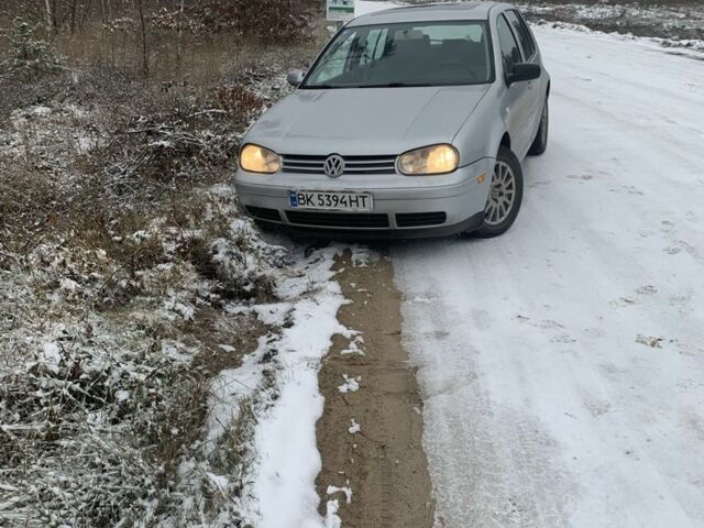 Сірий Фольксваген Гольф, об'ємом двигуна 2 л та пробігом 258 тис. км за 2600 $, фото 1 на Automoto.ua