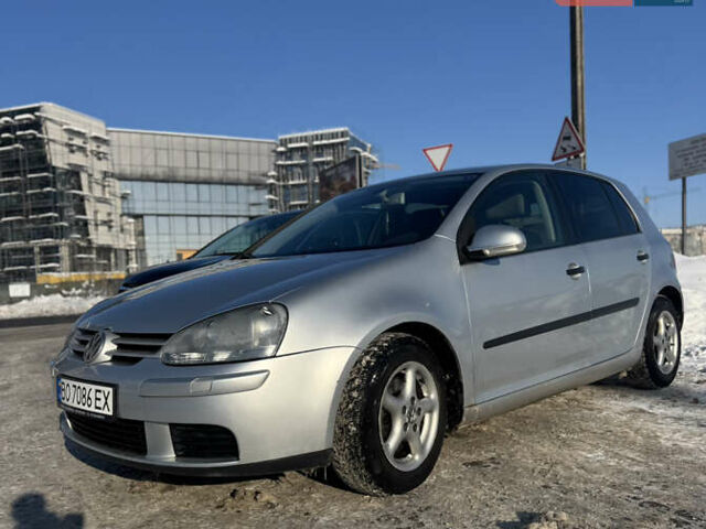 Серый Фольксваген Гольф, объемом двигателя 1.6 л и пробегом 241 тыс. км за 4499 $, фото 1 на Automoto.ua