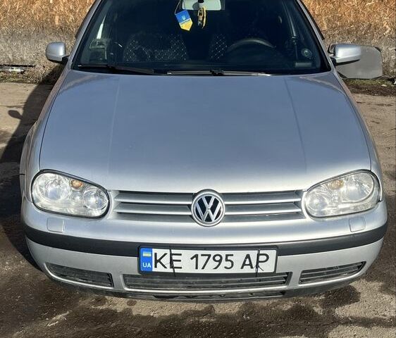 Серый Фольксваген Гольф, объемом двигателя 1.4 л и пробегом 270 тыс. км за 3900 $, фото 1 на Automoto.ua