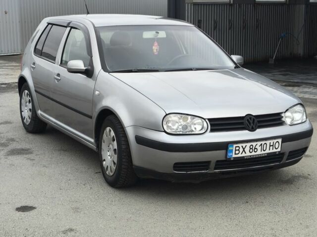 Сірий Фольксваген Гольф, об'ємом двигуна 1.6 л та пробігом 200 тис. км за 3500 $, фото 1 на Automoto.ua