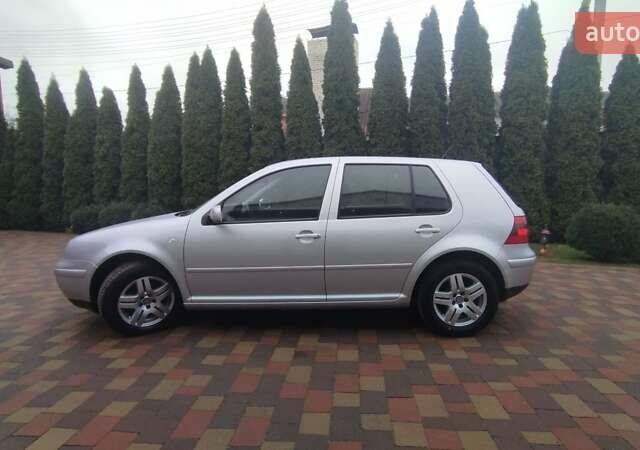 Серый Фольксваген Гольф, объемом двигателя 1.6 л и пробегом 182 тыс. км за 4850 $, фото 1 на Automoto.ua