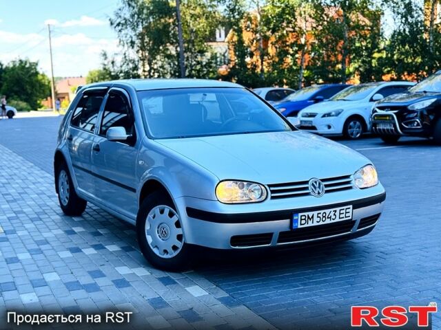 Серый Фольксваген Гольф, объемом двигателя 1.4 л и пробегом 200 тыс. км за 3800 $, фото 1 на Automoto.ua