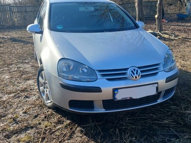 Серый Фольксваген Гольф, объемом двигателя 0 л и пробегом 247 тыс. км за 4500 $, фото 1 на Automoto.ua