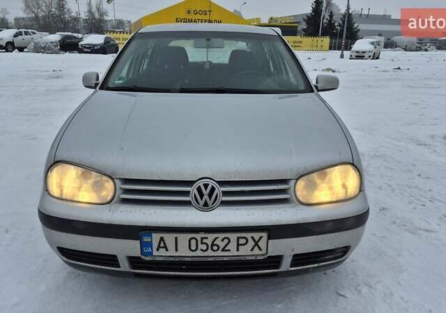 Сірий Фольксваген Гольф, об'ємом двигуна 1.39 л та пробігом 232 тис. км за 4200 $, фото 1 на Automoto.ua
