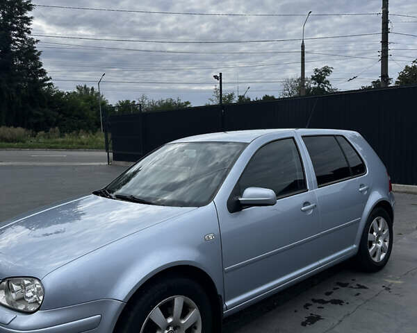 Серый Фольксваген Гольф, объемом двигателя 1.6 л и пробегом 280 тыс. км за 4500 $, фото 1 на Automoto.ua