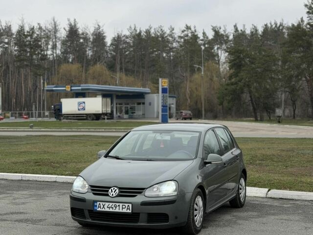 Сірий Фольксваген Гольф, об'ємом двигуна 1.6 л та пробігом 299 тис. км за 5300 $, фото 1 на Automoto.ua