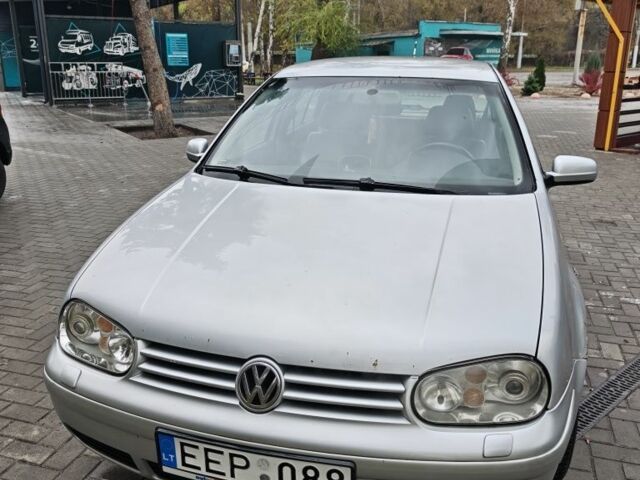 Серый Фольксваген Гольф, объемом двигателя 0 л и пробегом 355 тыс. км за 2000 $, фото 1 на Automoto.ua